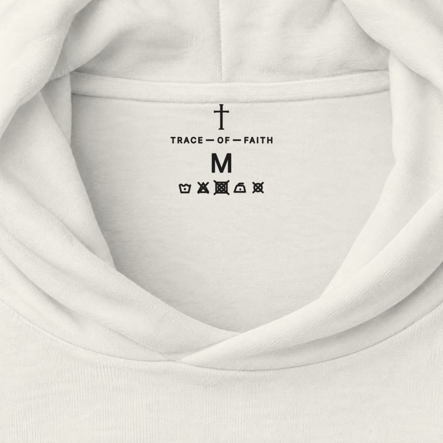 Bij naam geroepen in Off White, neck label