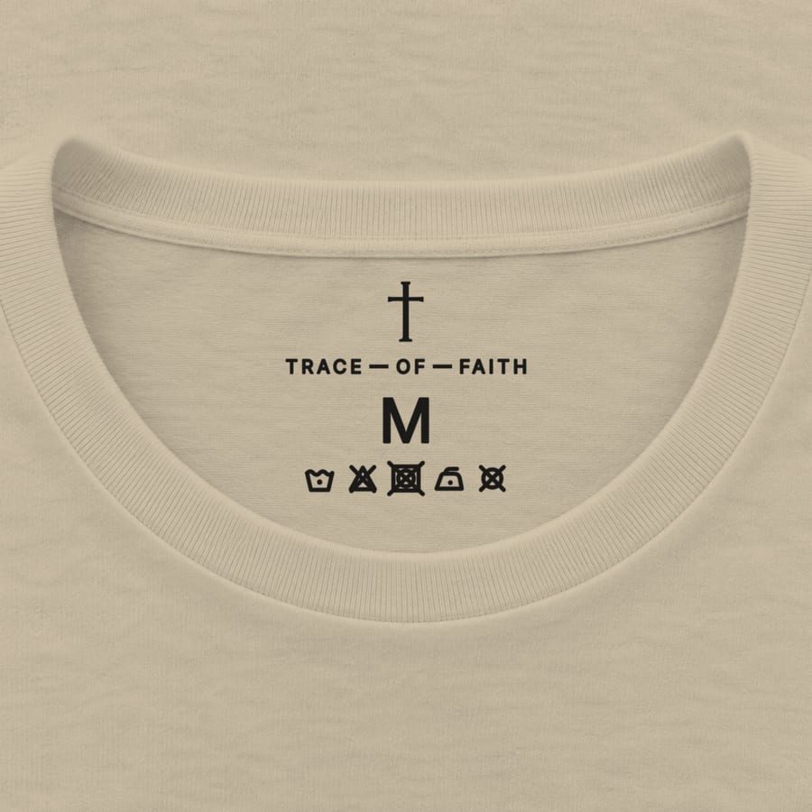 Weg omhoog in Desert Dust, neck label